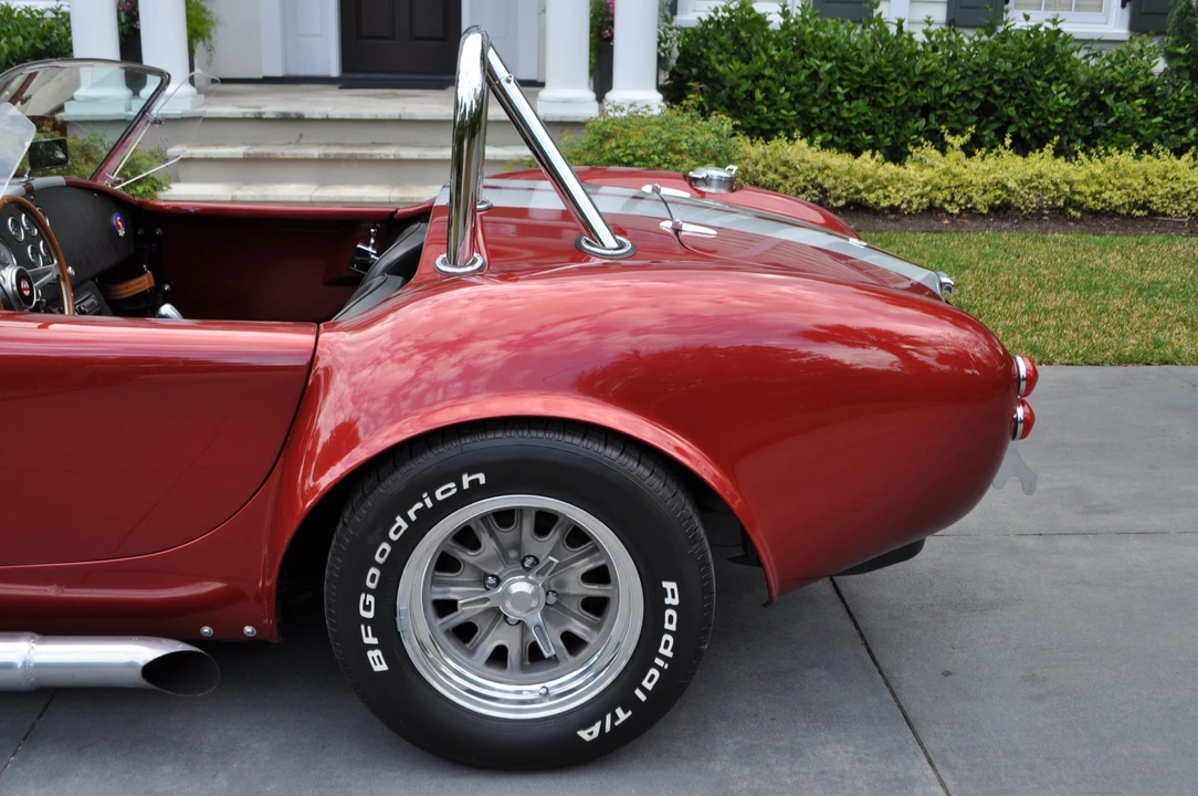 Shelby Cobra Replica - Image 28 of 31