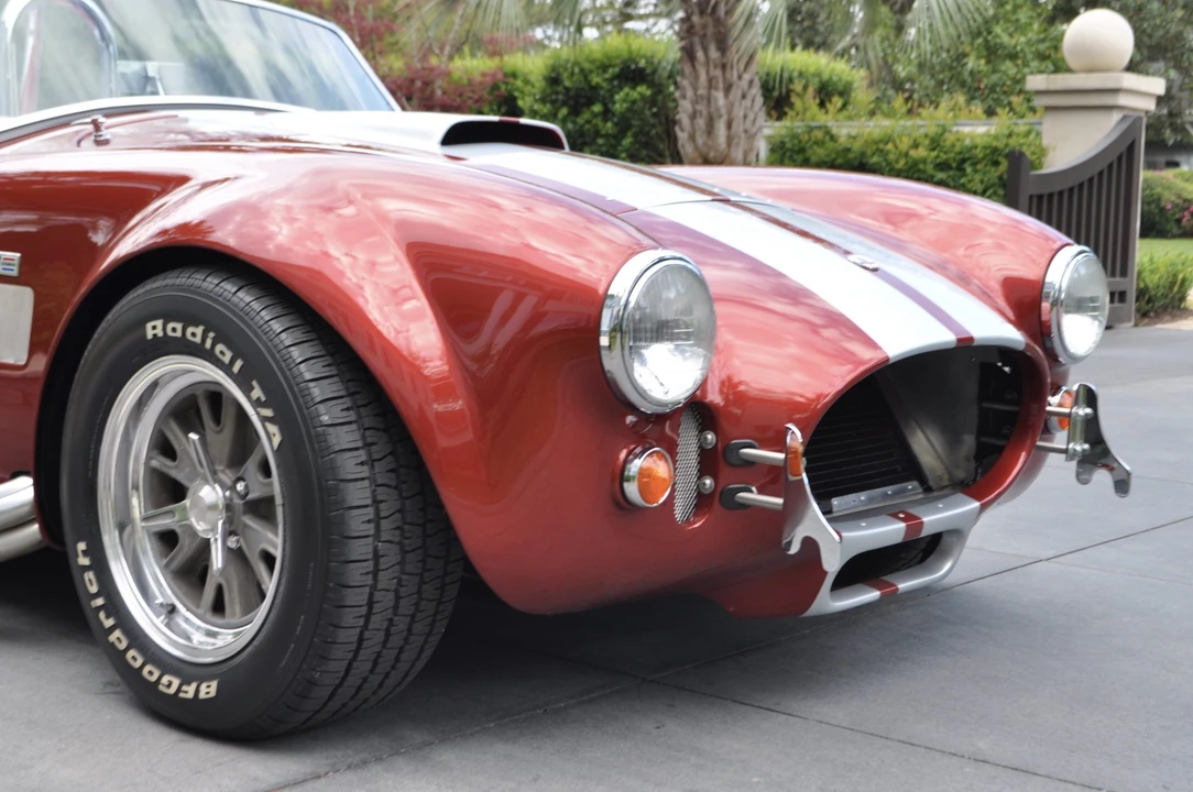 Shelby Cobra Replica - Image 18 of 31