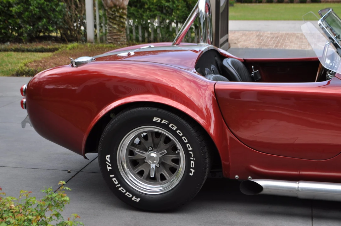 Shelby Cobra Replica - Image 12 of 31