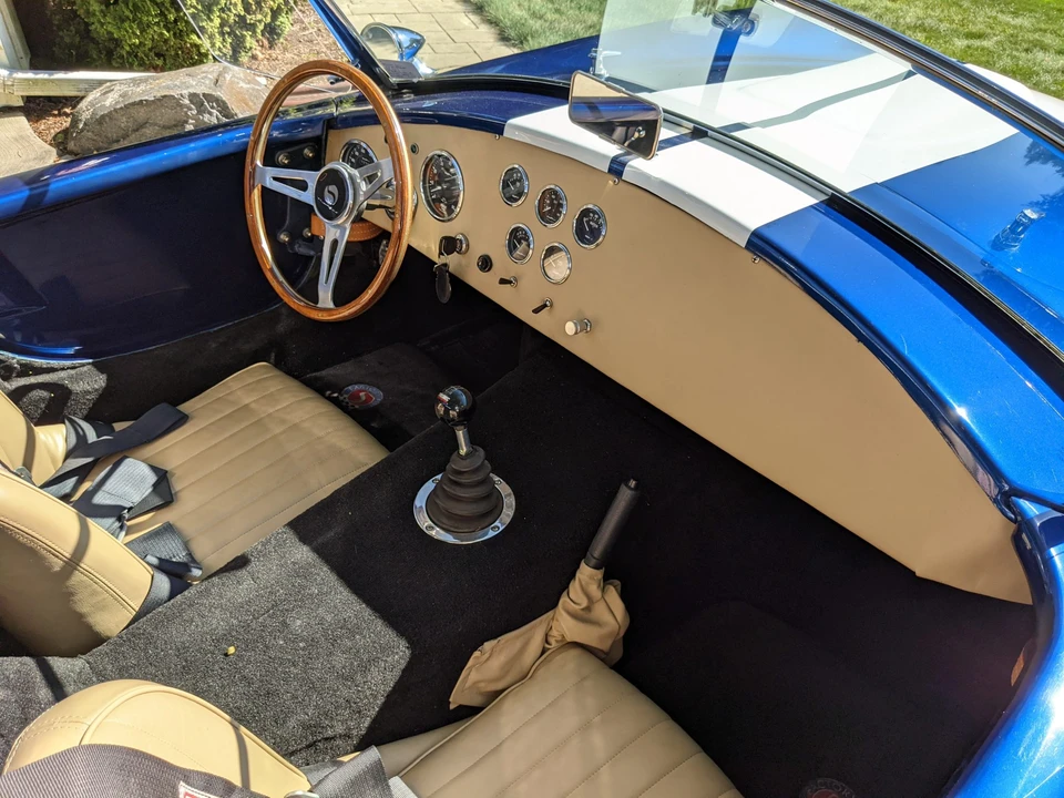 Shelby Cobra Replica - Image 25 of 31