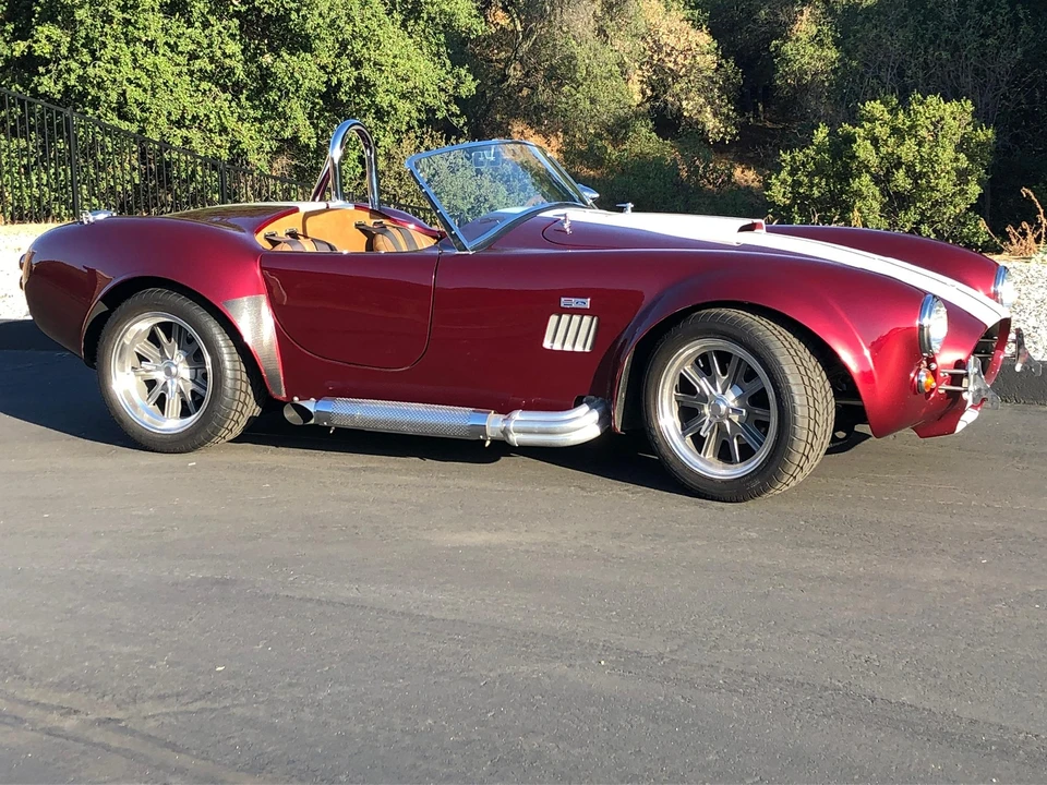 Shelby Cobra Replica - Image 18 of 31