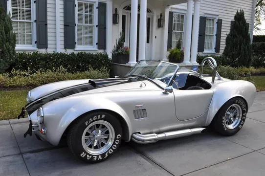 Shelby Cobra Replica - Image 3 of 31