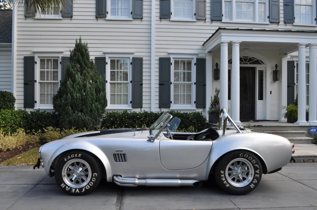 Shelby Cobra Replica - Image 2 of 31