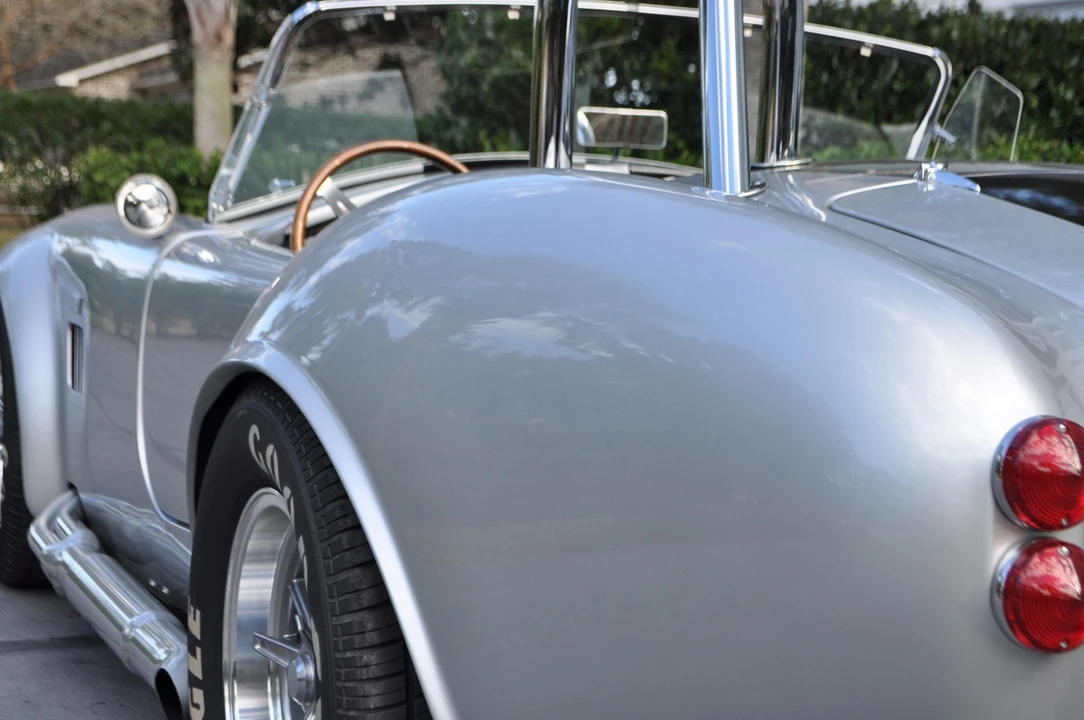 Shelby Cobra Replica - Image 27 of 31