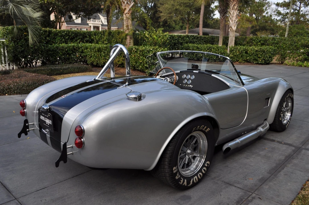 Shelby Cobra Replica - Image 10 of 31