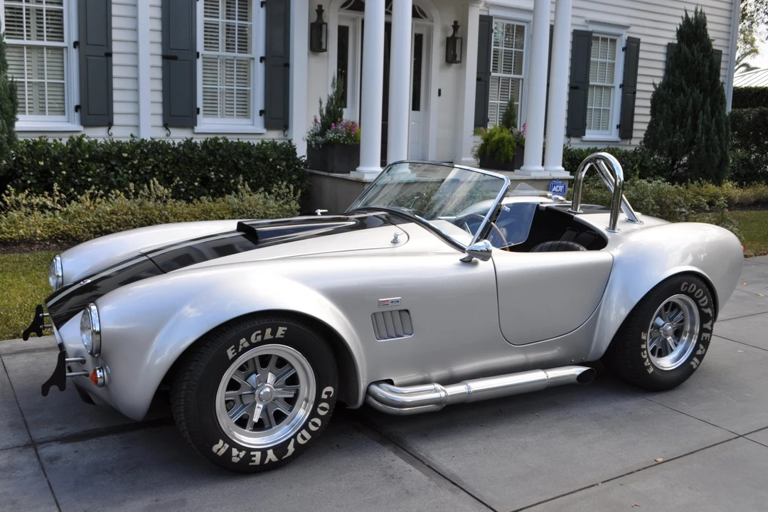Shelby Cobra Replica - Image 1 of 31