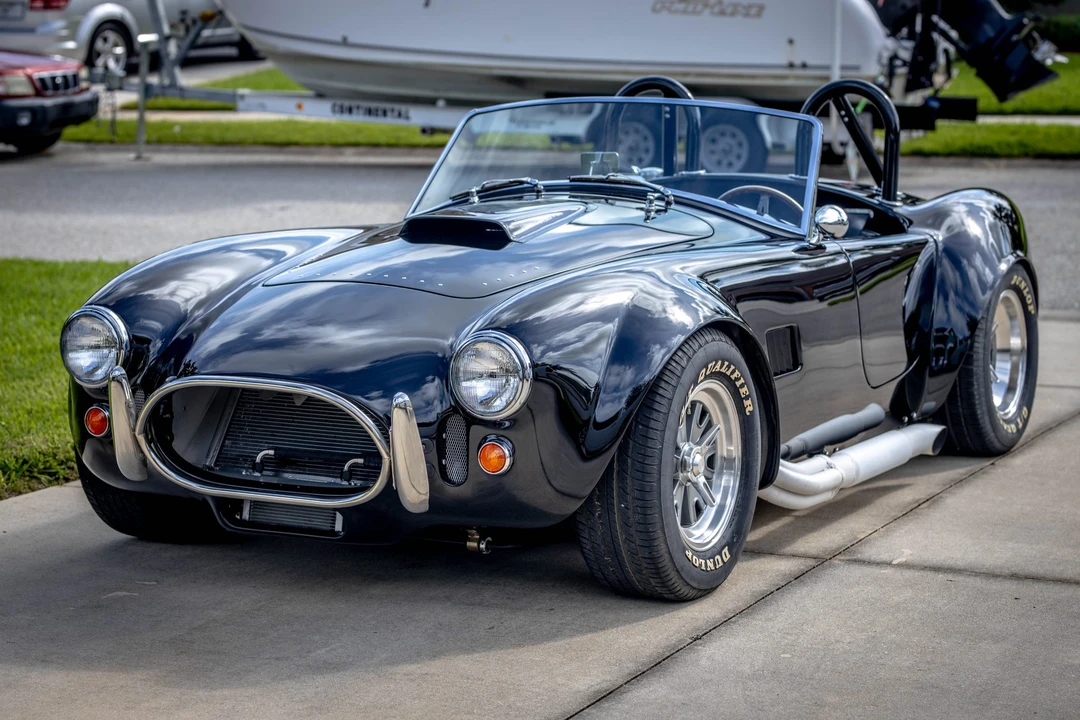 Shelby Cobra Replica - Image 14 of 31