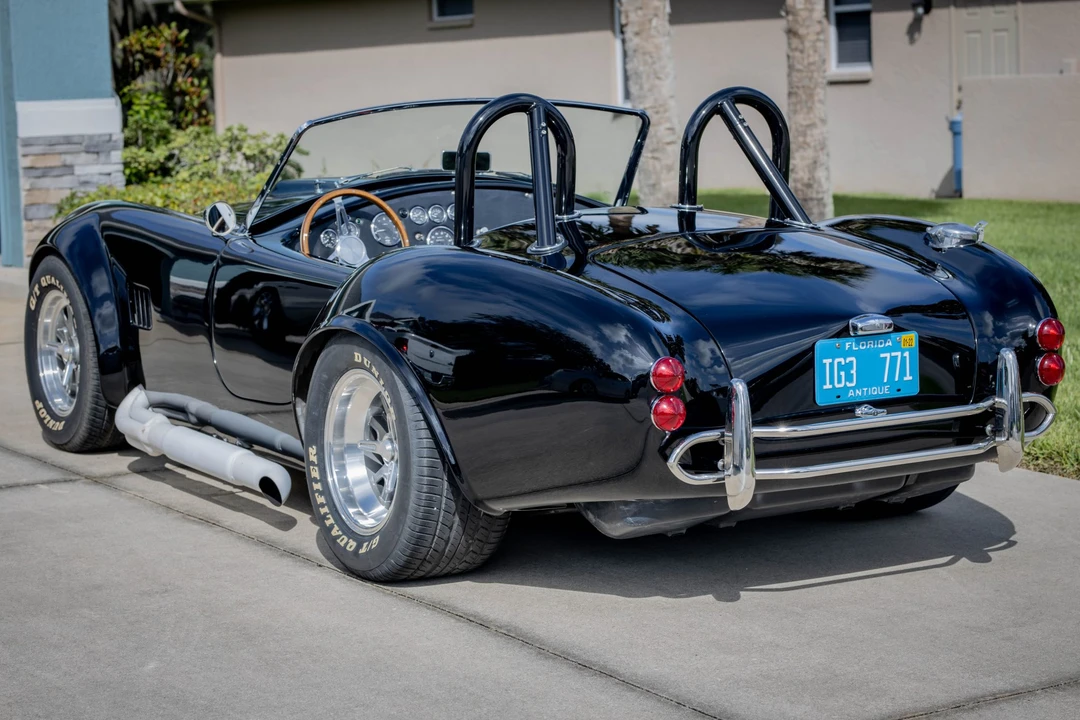 Shelby Cobra Replica - Image 18 of 31