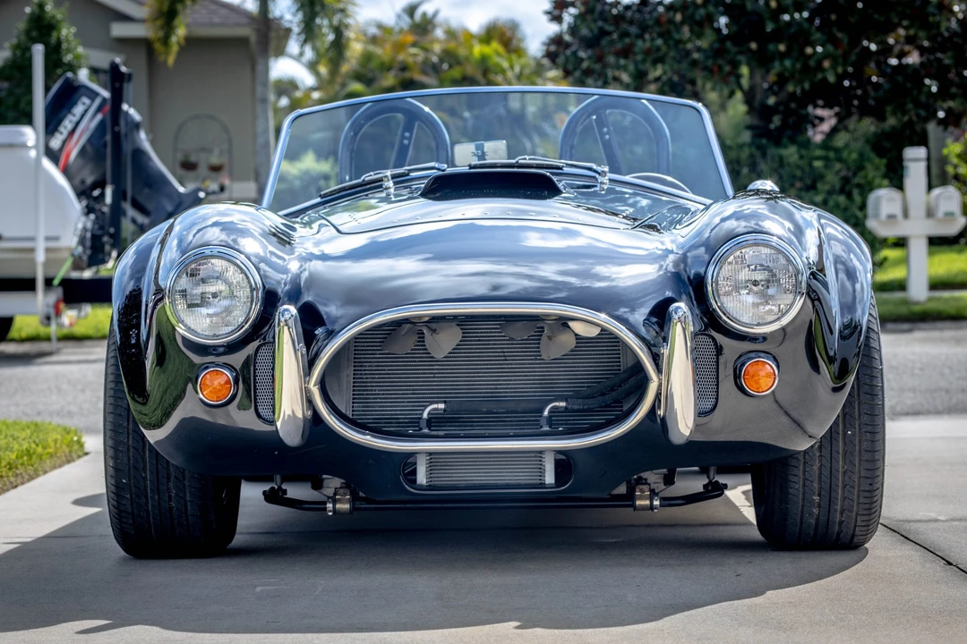 Shelby Cobra Replica - Image 10 of 31