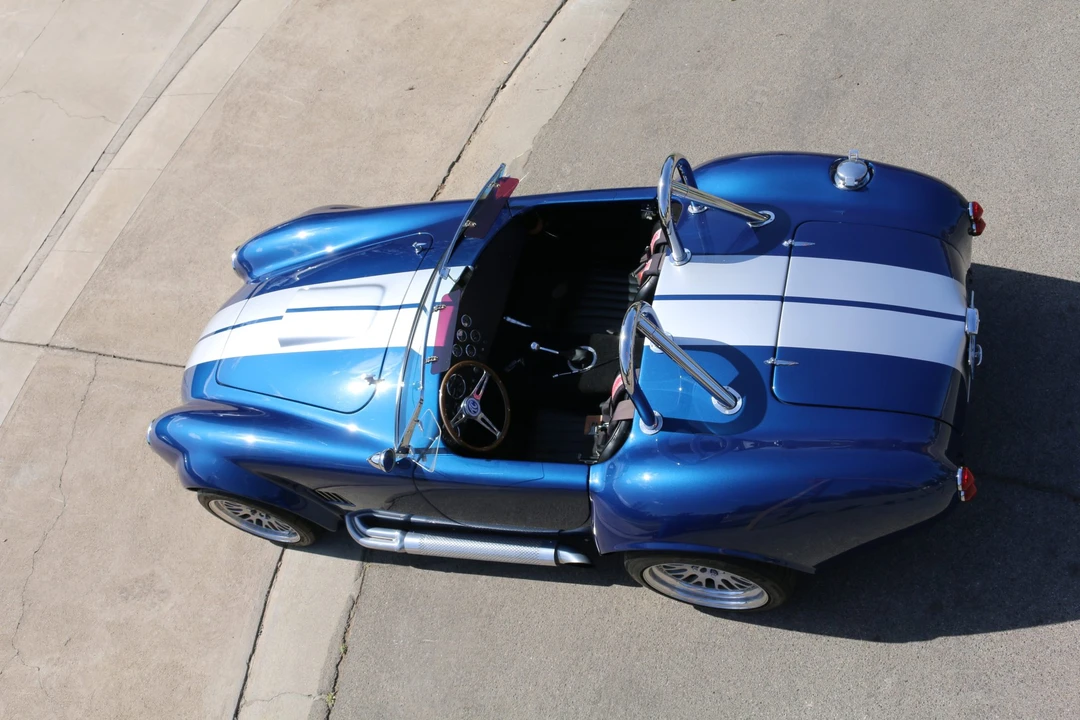 Shelby Cobra Replica - Image 29 of 31