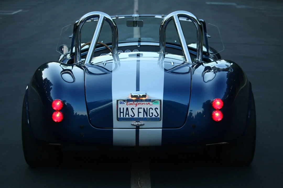 Shelby Cobra Replica - Image 23 of 31