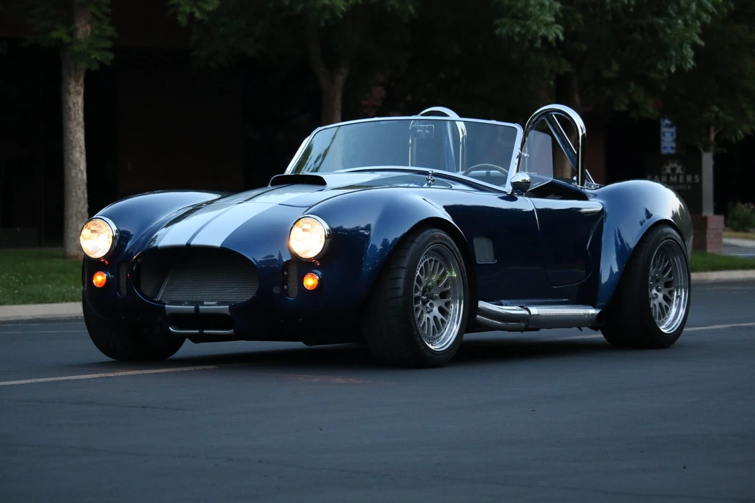 Shelby Cobra Replica - Image 19 of 31