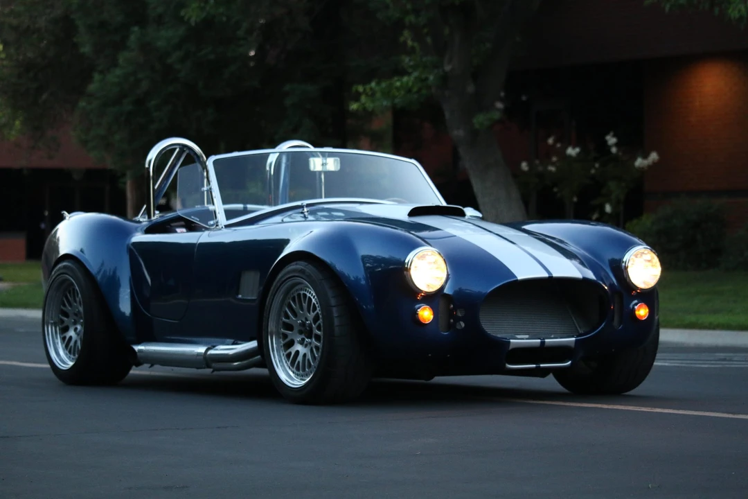 Shelby Cobra Replica - Image 26 of 31
