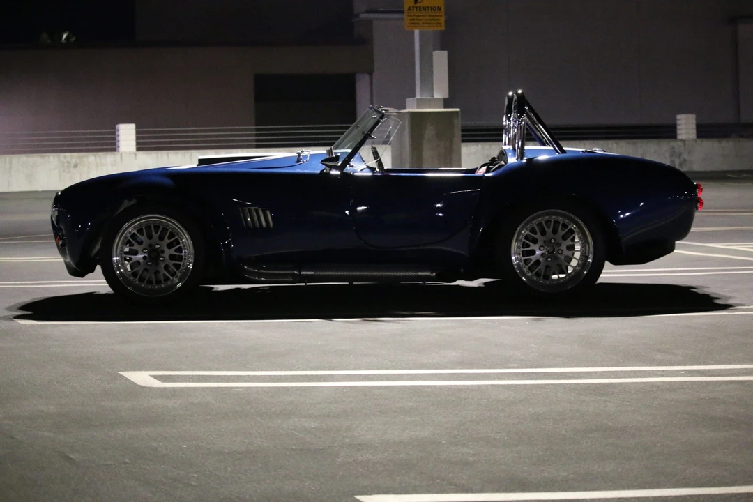 Shelby Cobra Replica - Image 20 of 31