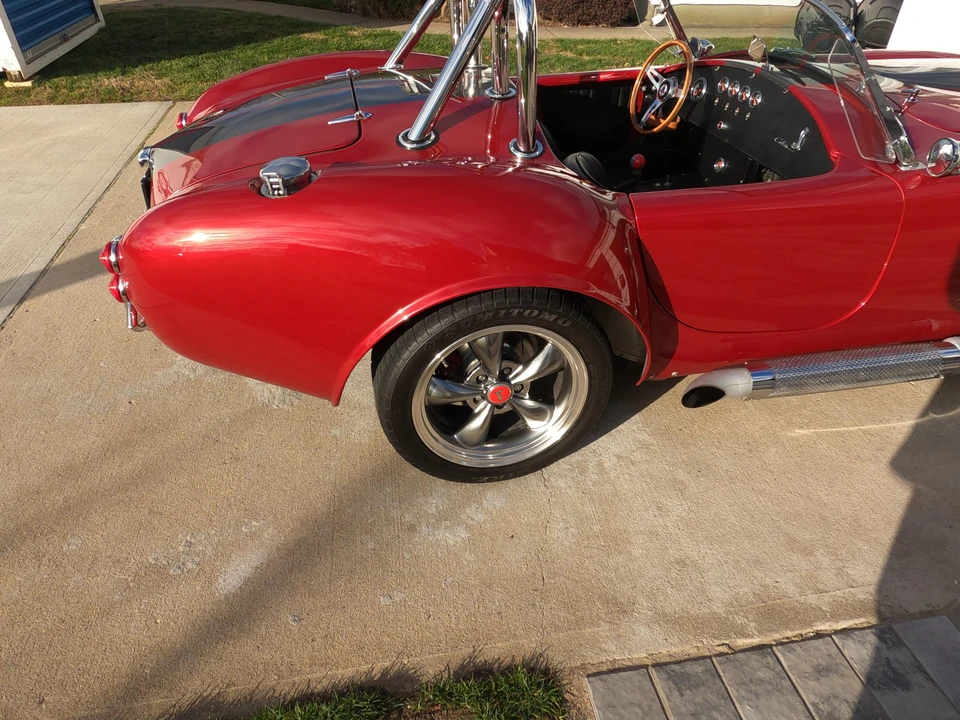 Shelby Cobra Replica - Image 27 of 31