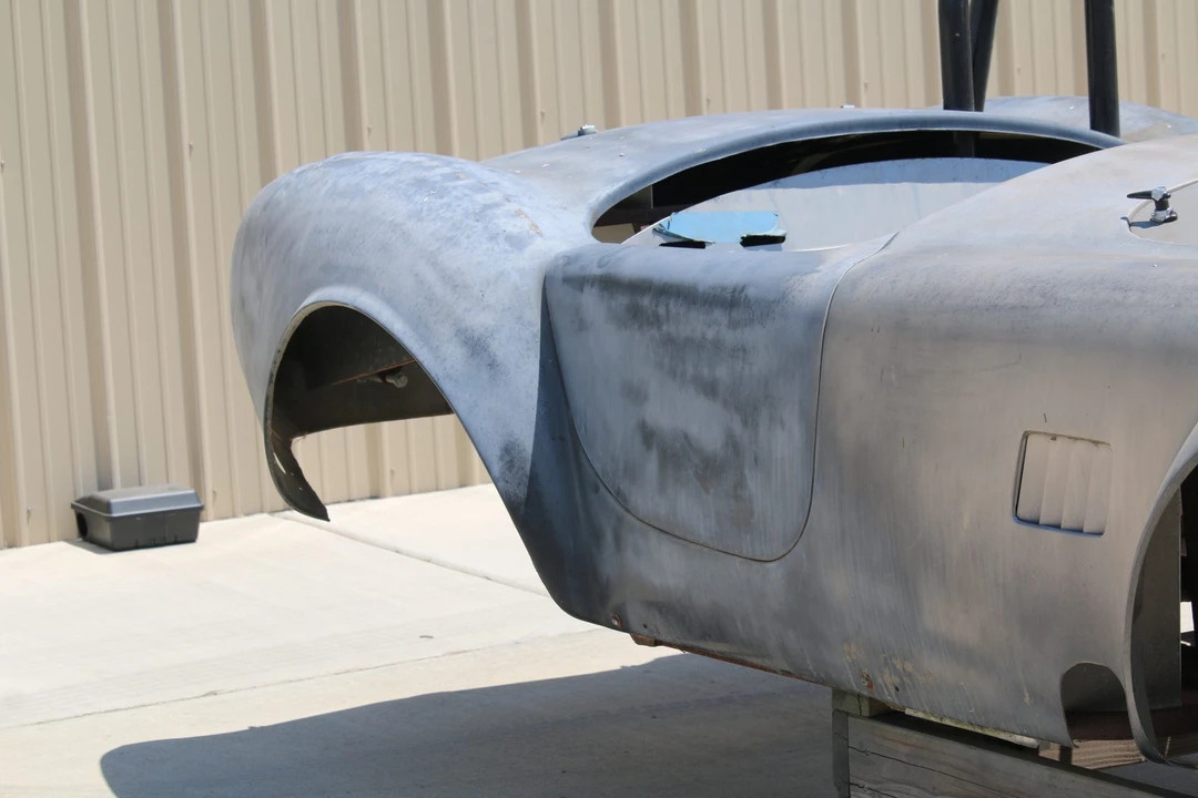 Shelby Cobra Replica - Image 19 of 31