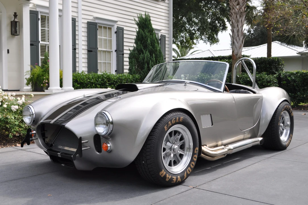Shelby Cobra Replica - Image 3 of 31