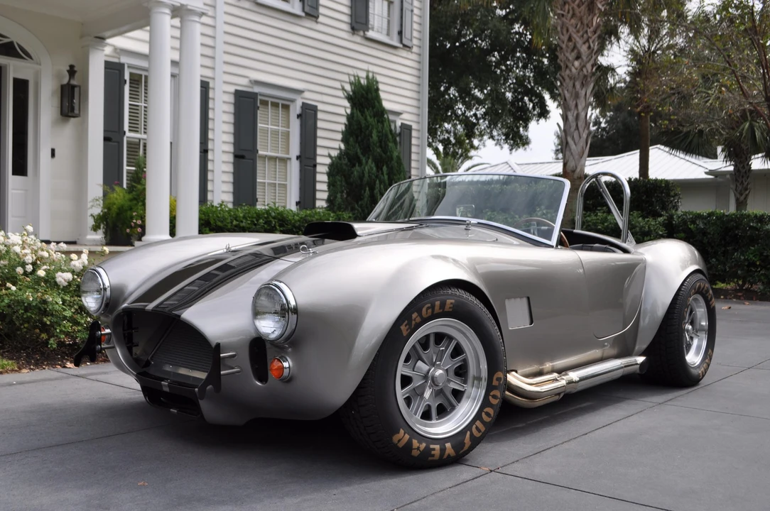 Shelby Cobra Replica - Image 4 of 31