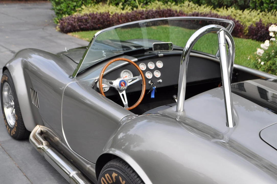 Shelby Cobra Replica - Image 24 of 31