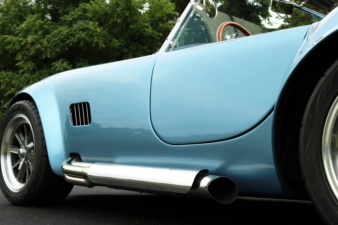 Shelby Cobra Replica - Image 30 of 31