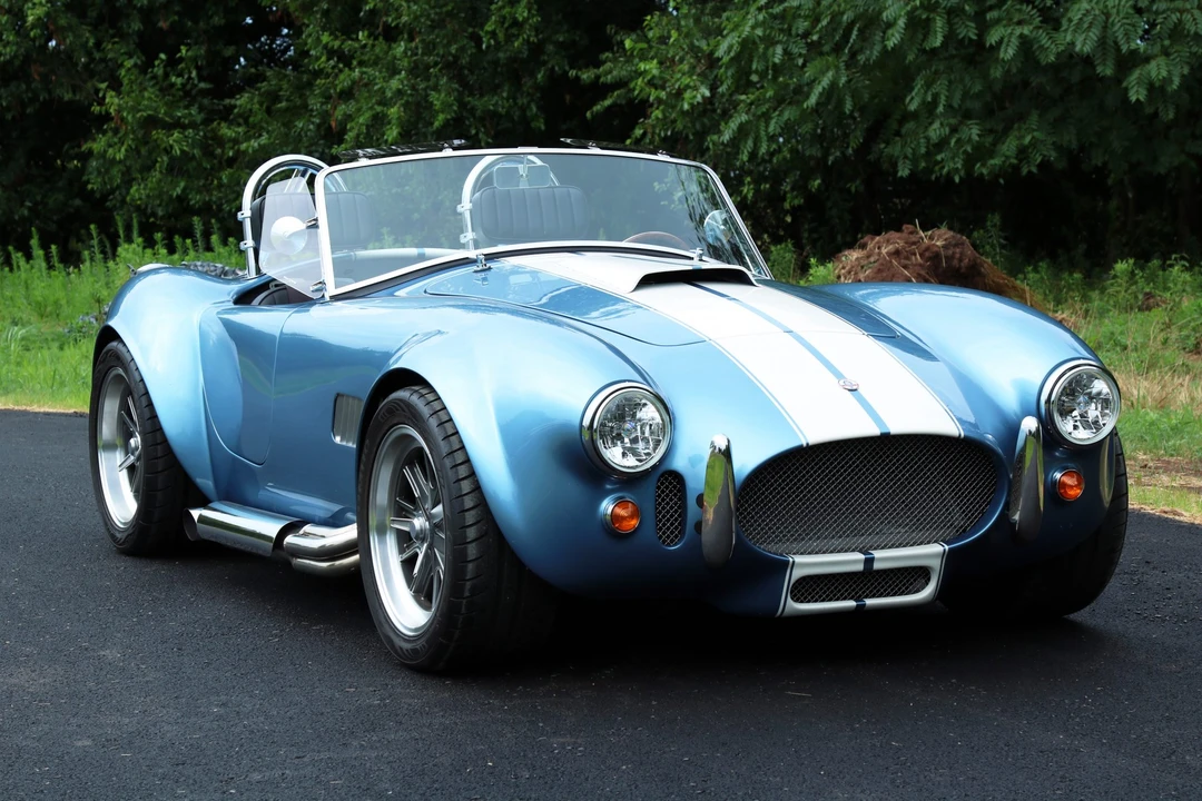 Shelby Cobra Replica - Image 19 of 31