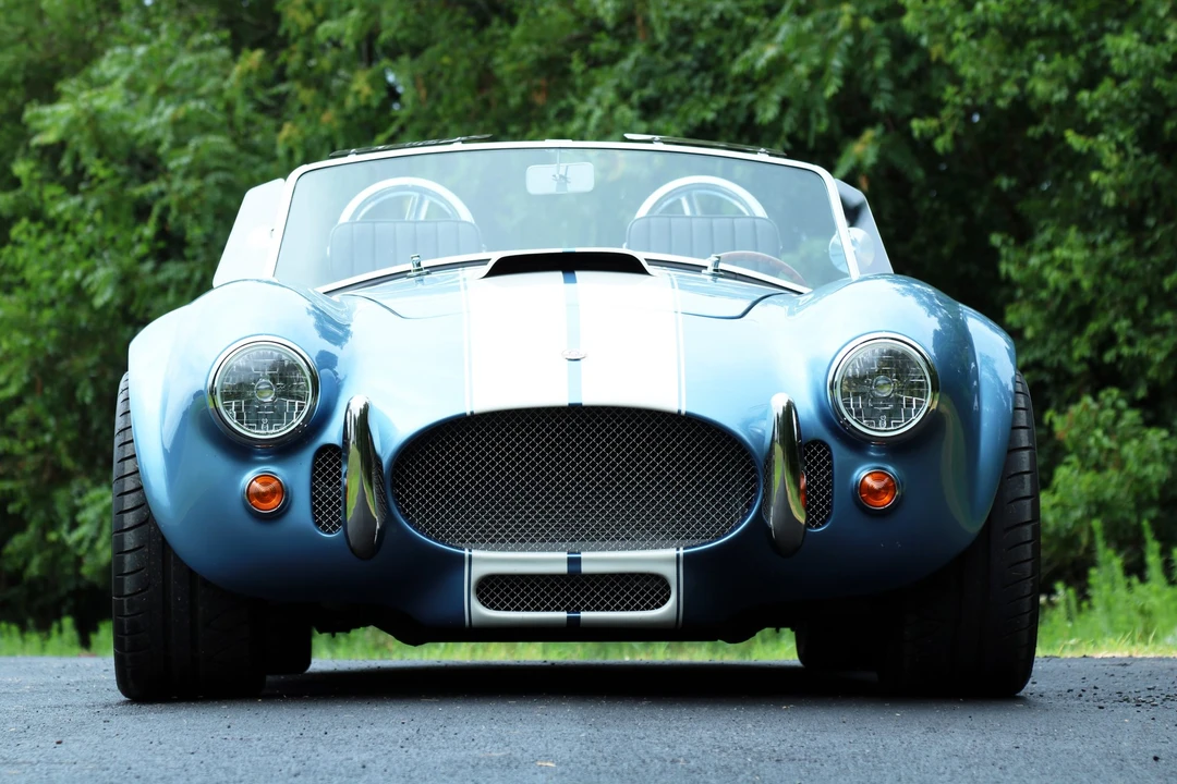 Shelby Cobra Replica - Image 23 of 31