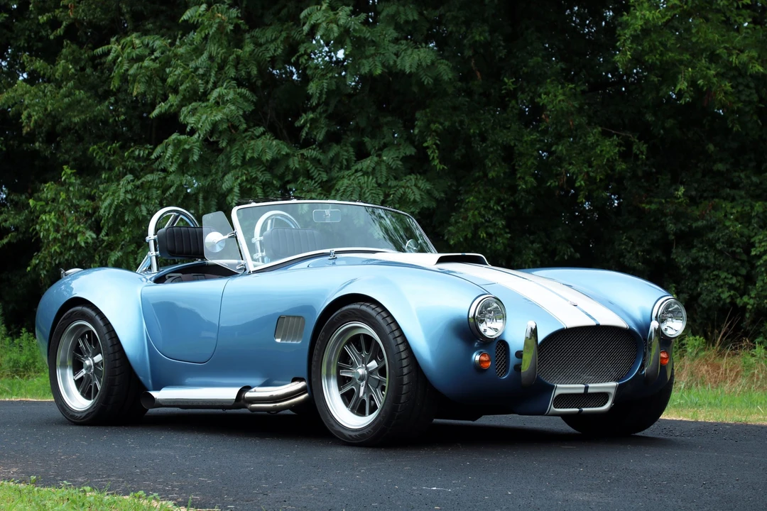 Shelby Cobra Replica - Image 17 of 31