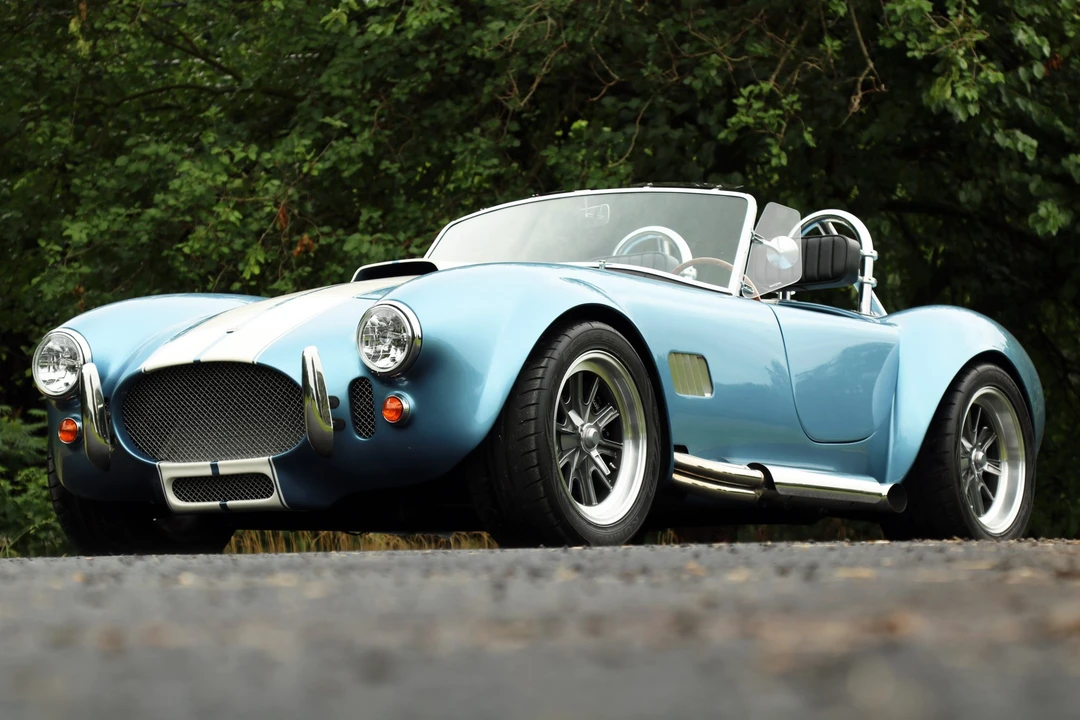 Shelby Cobra Replica - Image 3 of 31