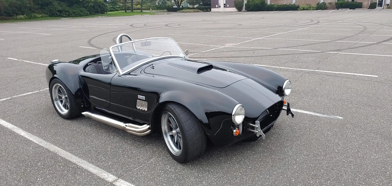 Shelby Cobra Replica - Image 11 of 31