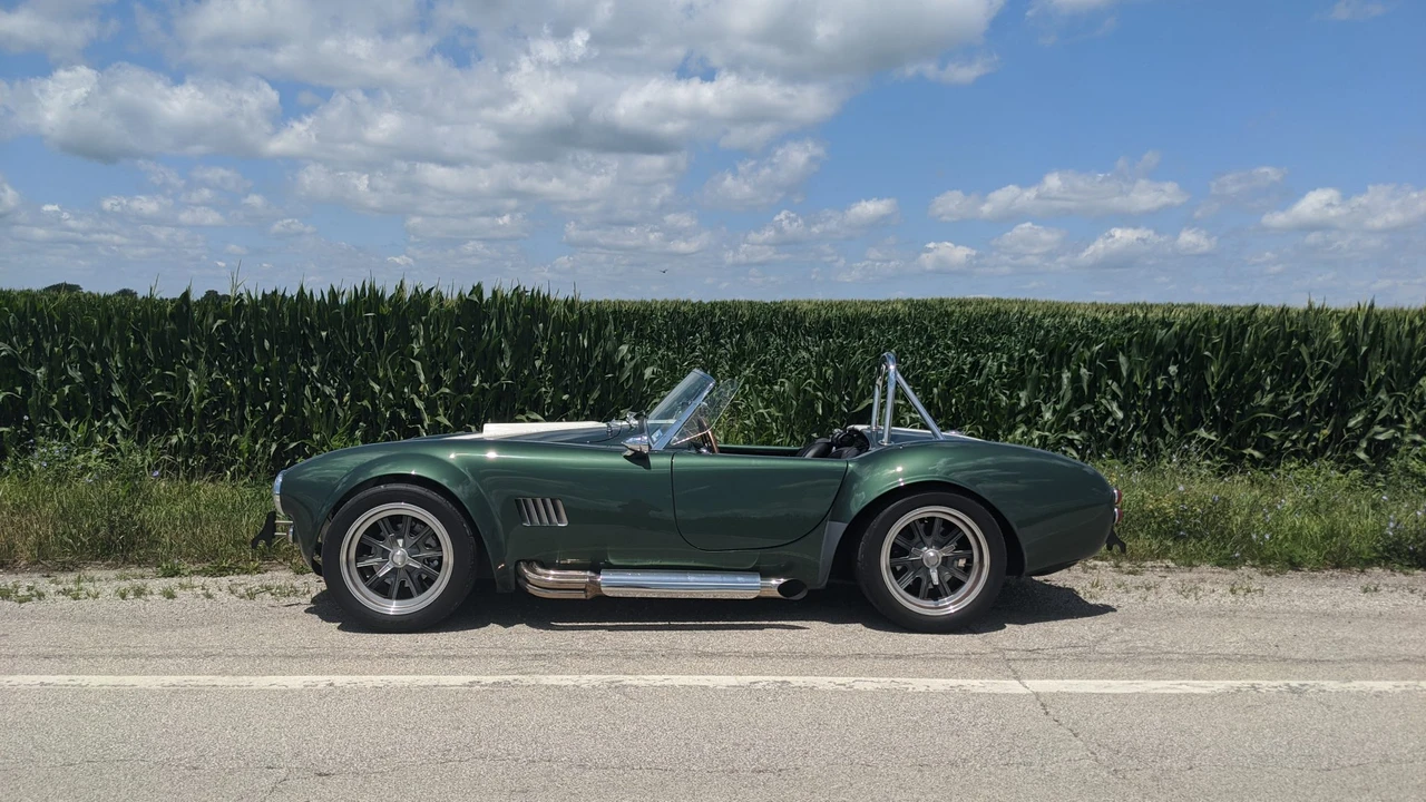 Shelby Cobra Replica - Image 12 of 31