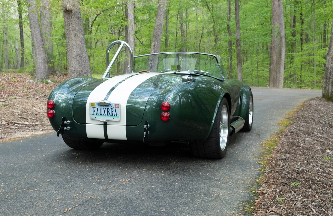 Shelby Cobra Replica - Image 17 of 31