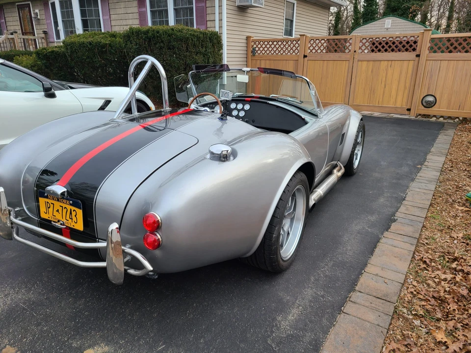 Shelby Cobra Replica - Image 24 of 31