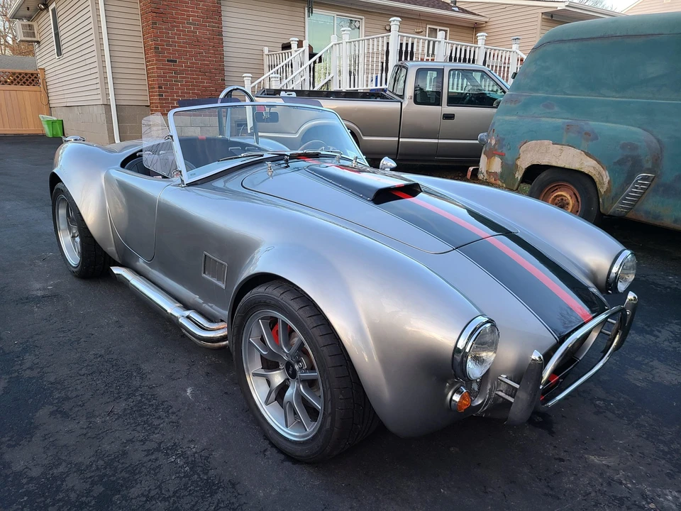 Shelby Cobra Replica - Image 17 of 31
