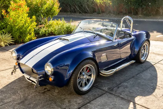 Shelby Cobra Replica - Image 2 of 31
