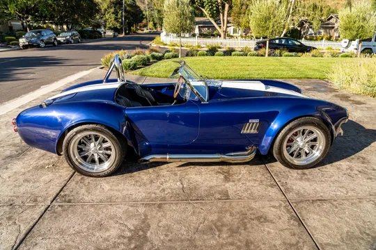 Shelby Cobra Replica - Image 4 of 31