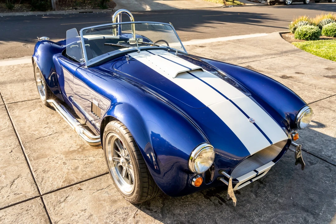 Shelby Cobra Replica - Image 1 of 31