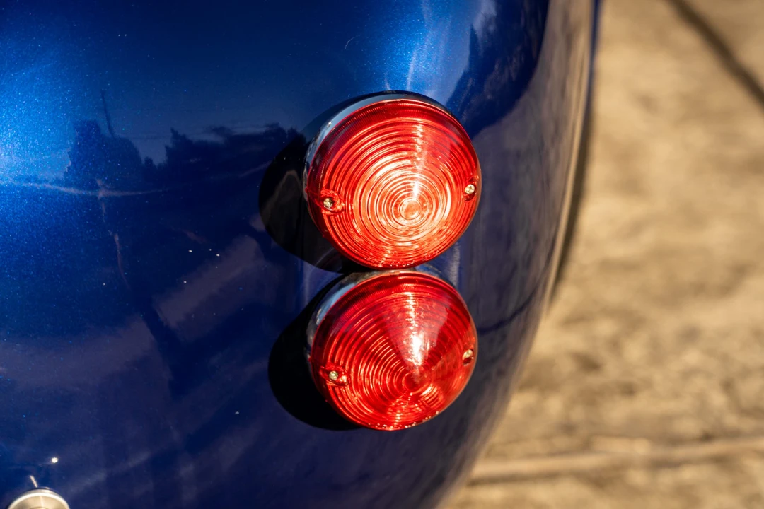Shelby Cobra Replica - Image 15 of 31