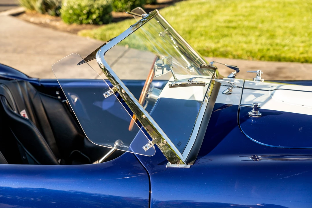 Shelby Cobra Replica - Image 10 of 31