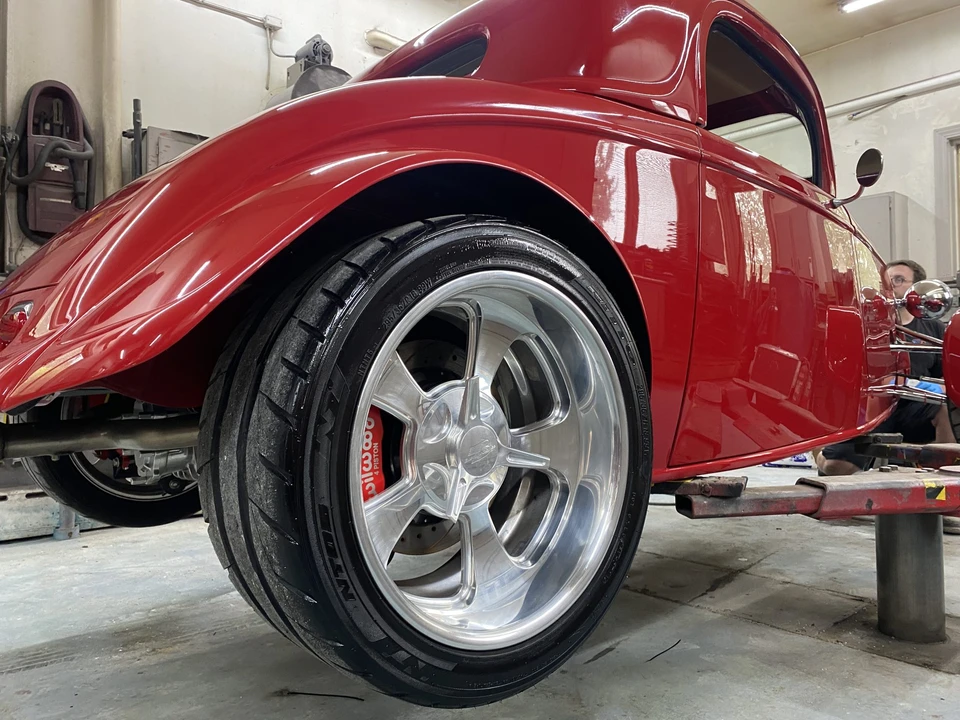 Factory Five - Image 22 of 31