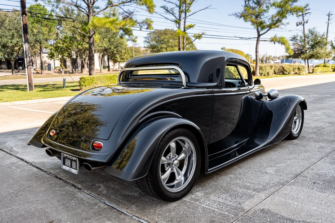 Ford Hot Rod - Image 17 of 31