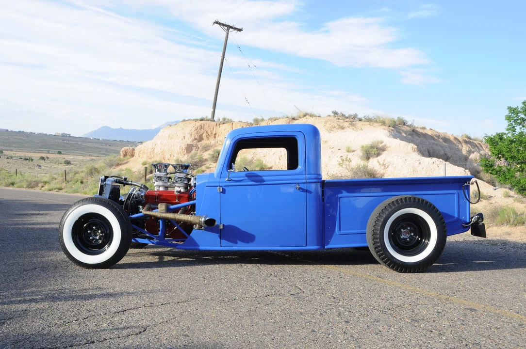 Factory Five - Image 4 of 31