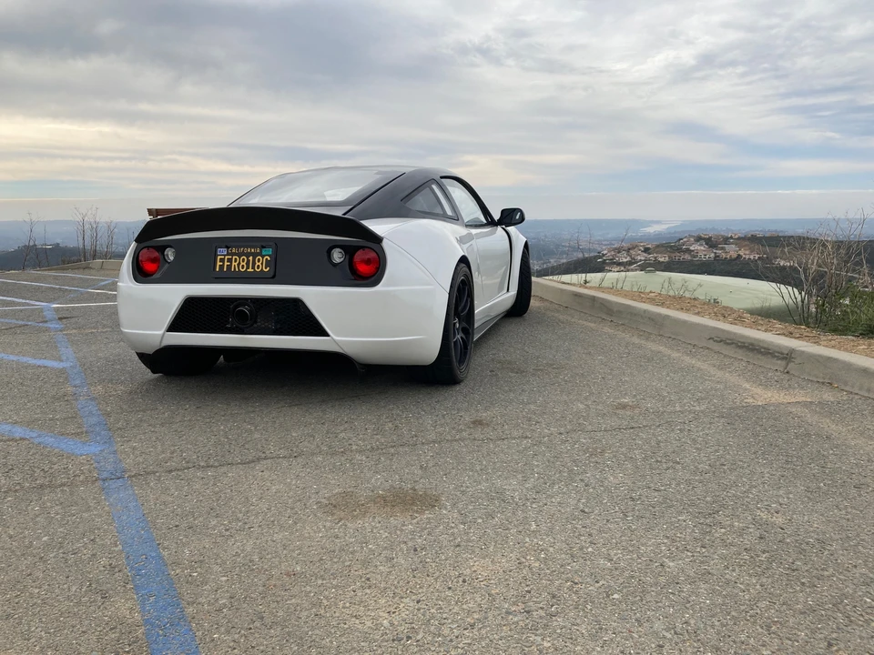 Factory Five 818 - Image 9 of 31