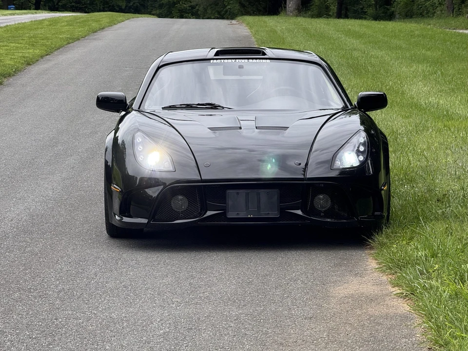 Factory Five 818 - Image 15 of 31