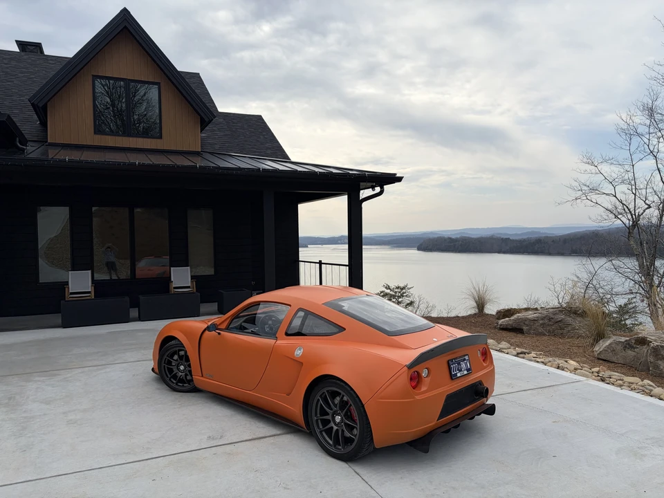 Factory Five 818 - Image 9 of 31