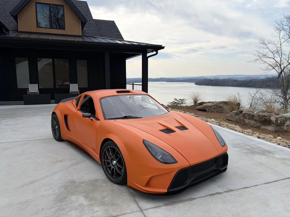 Factory Five 818 - Image 4 of 31
