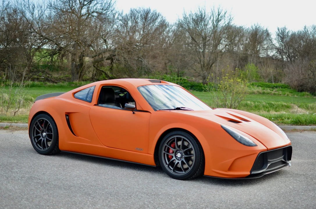 Factory Five 818 - Image 7 of 31