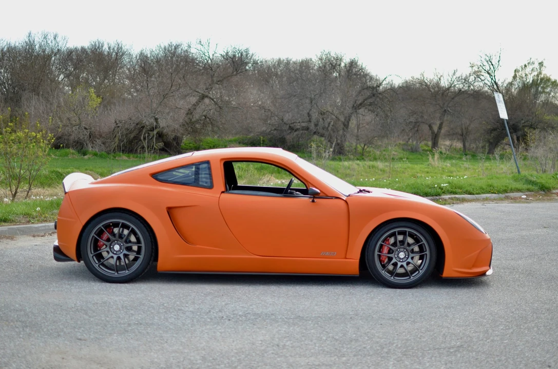 Factory Five 818 - Image 10 of 31