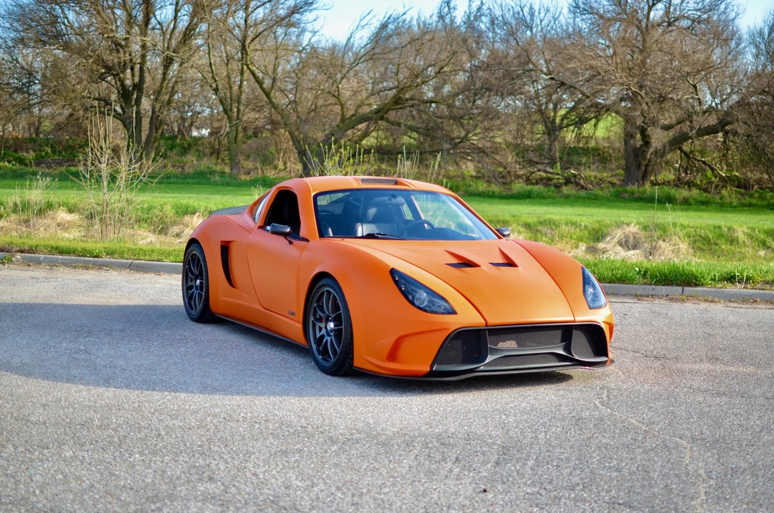 Factory Five 818 - Image 4 of 31