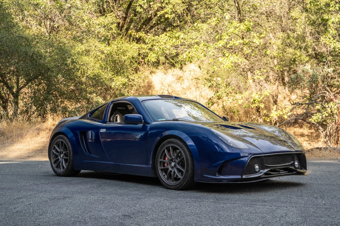 Factory Five 818 - Image 14 of 31