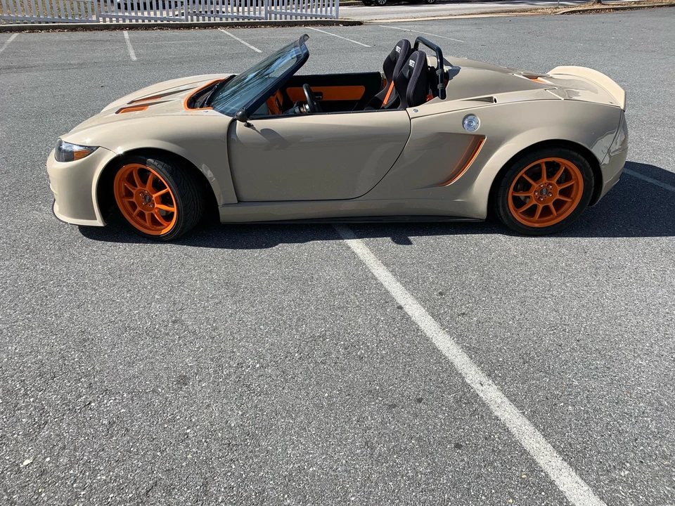 Factory Five 818 - Image 6 of 31